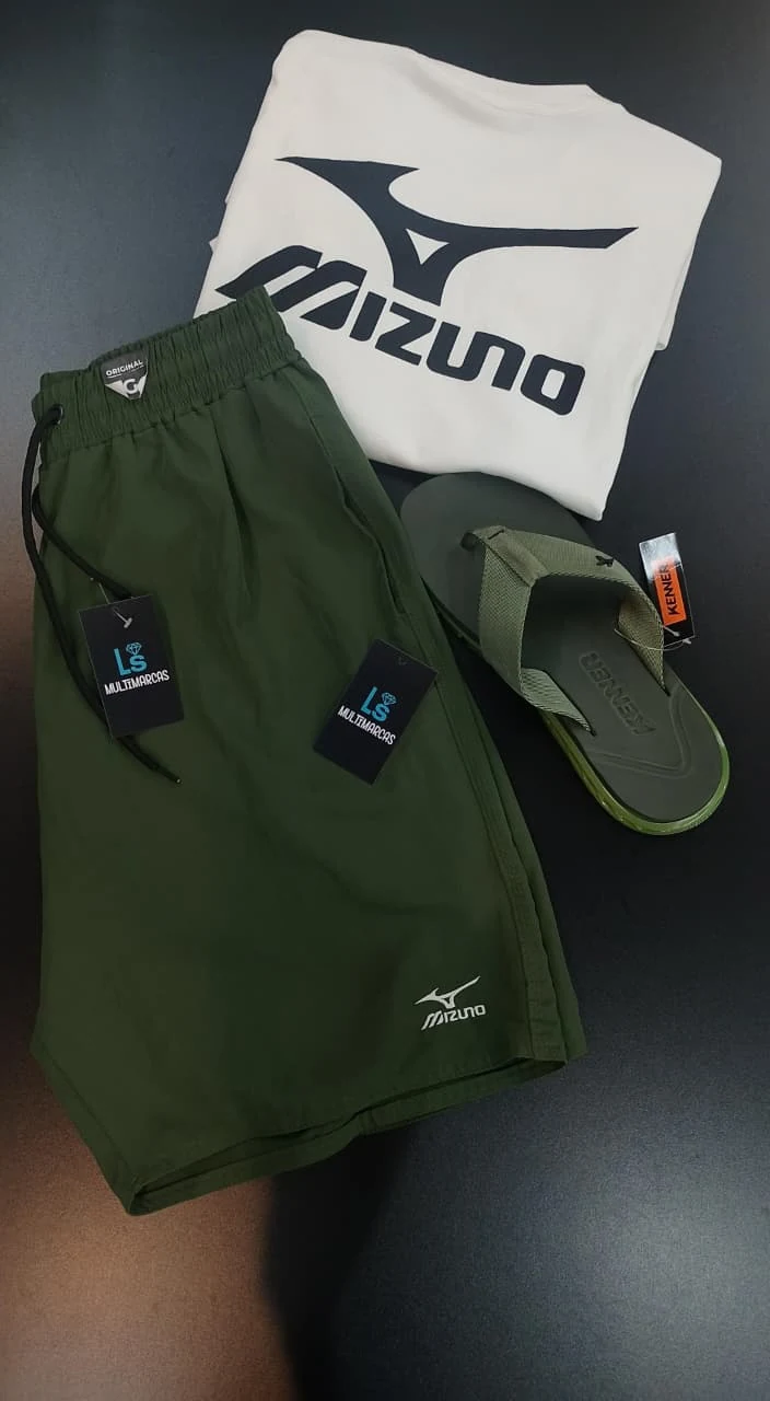 Kit Mizuno com camiseta branca, bermuda verde e chinelo verde